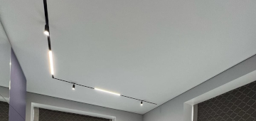 Фото потолка с теневым профилем